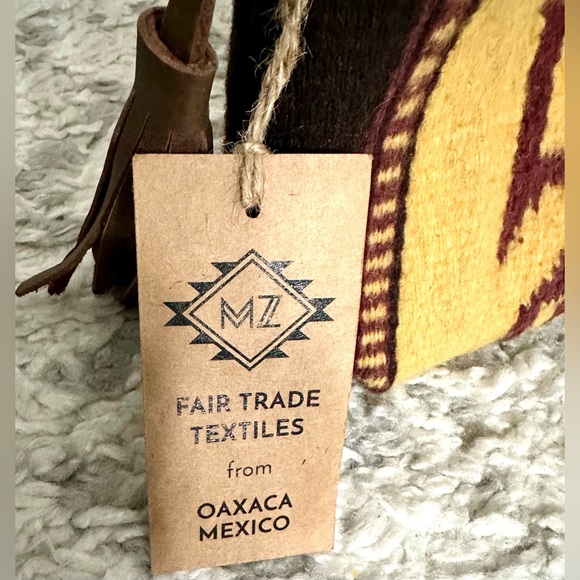 ‼️RARE‼️🎸MZ (fair trade) Textiles🎸🔥NWT🔥Golden Eagle Bag/Clutch